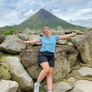 Meet your Posher, Abbigail